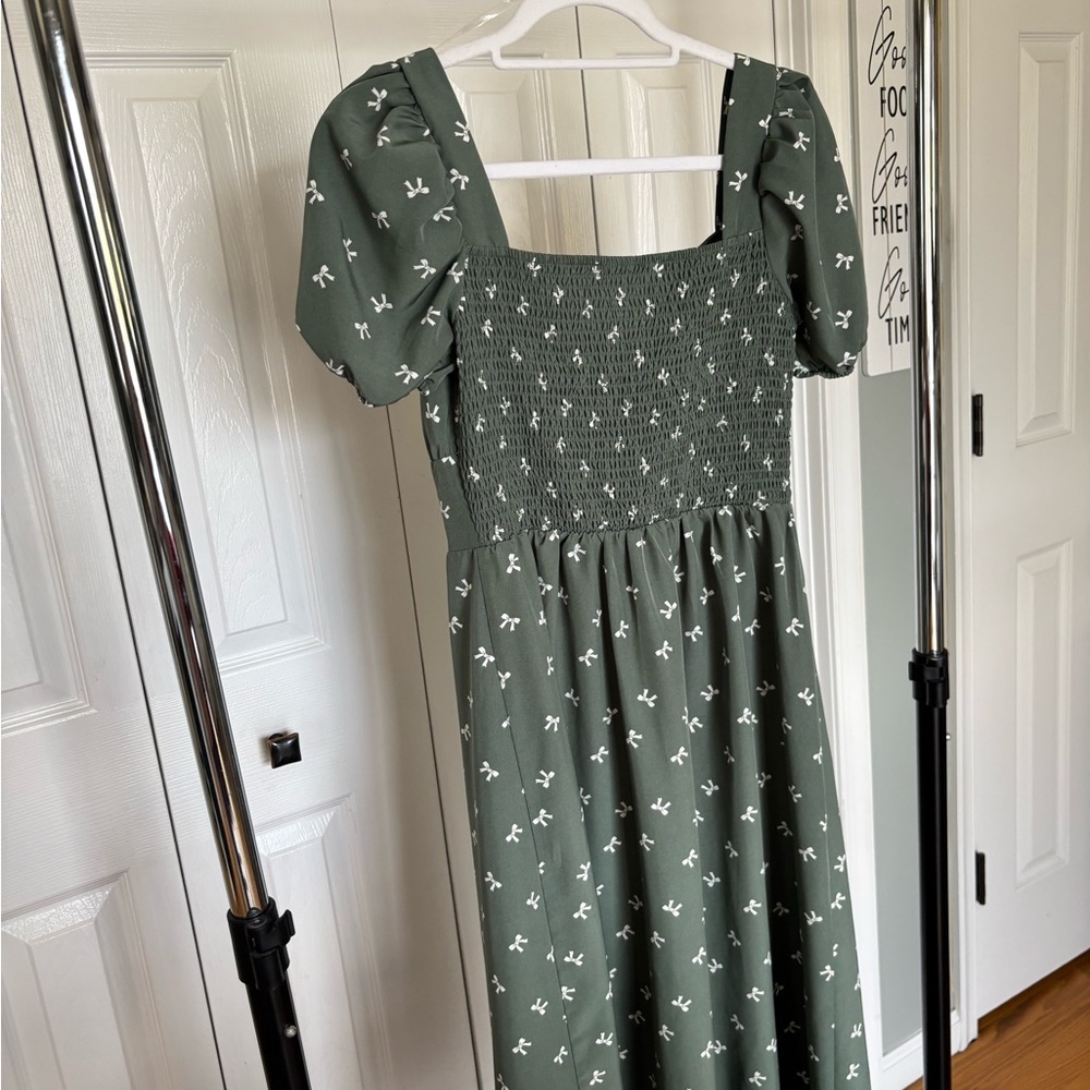 Smocked Puff-Sleeve Midi Dress in Olive with White Print